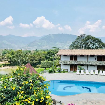 Yantzaza Hosteria Tierra Dorada المظهر الخارجي الصورة